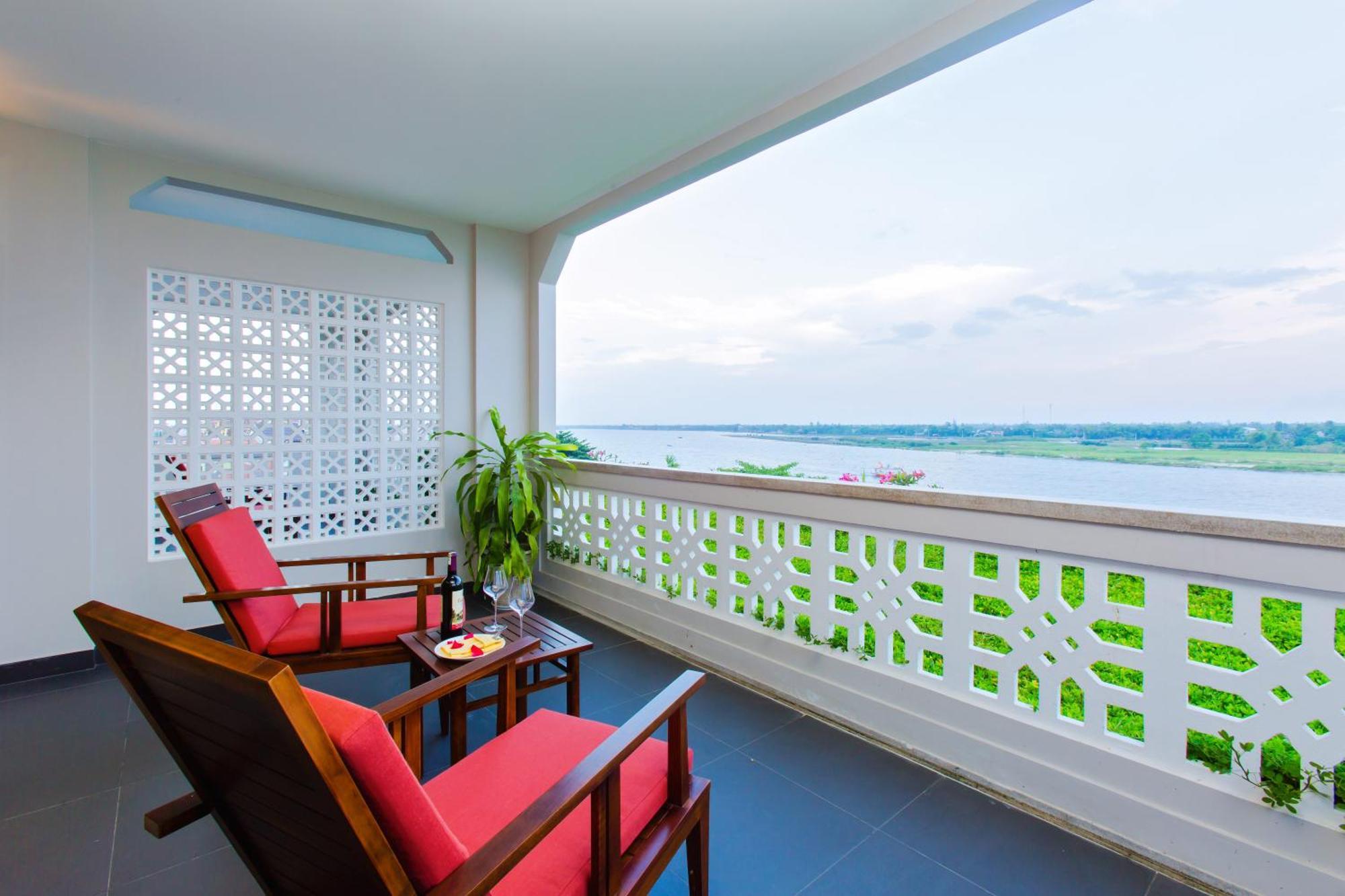 Курортный комплекс Rivertown & 5*