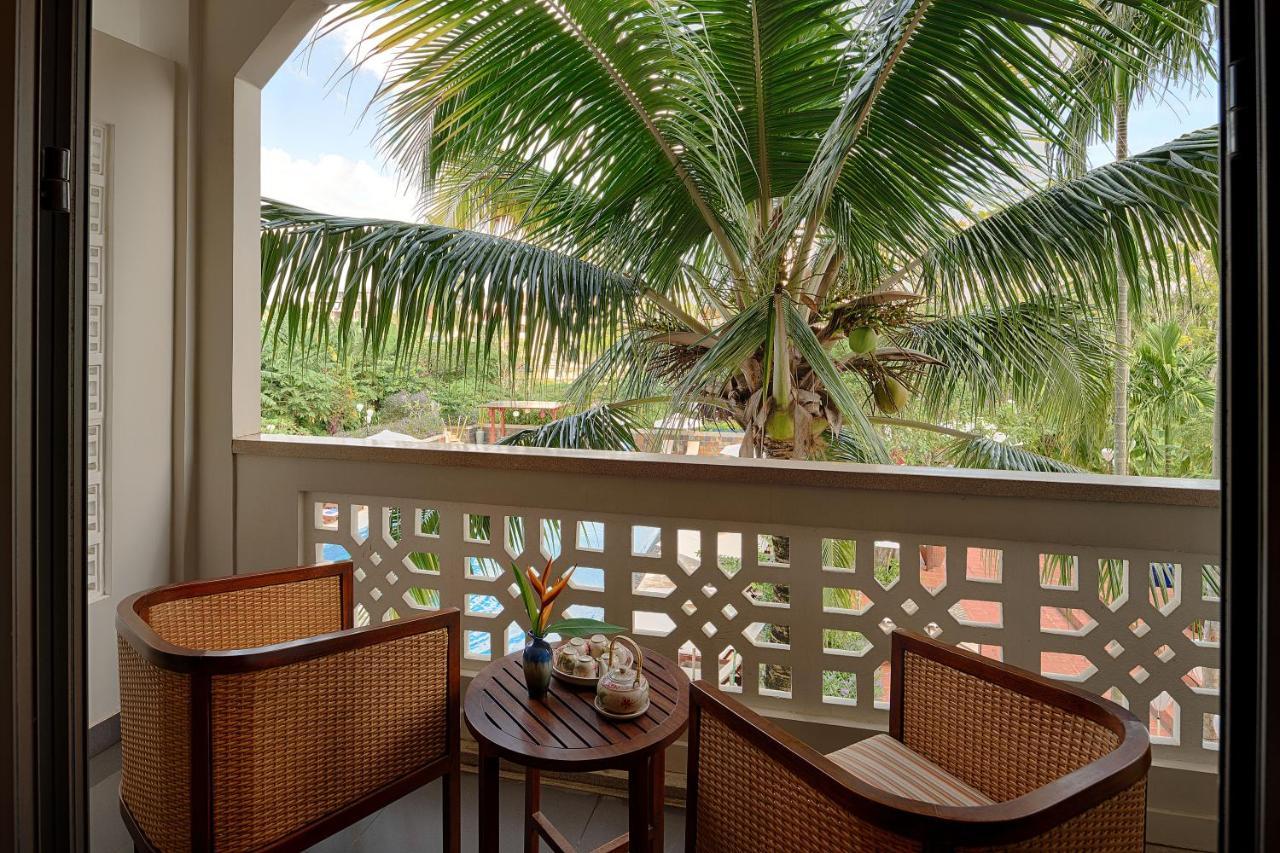 Rivertown & सहारा Hoi An
