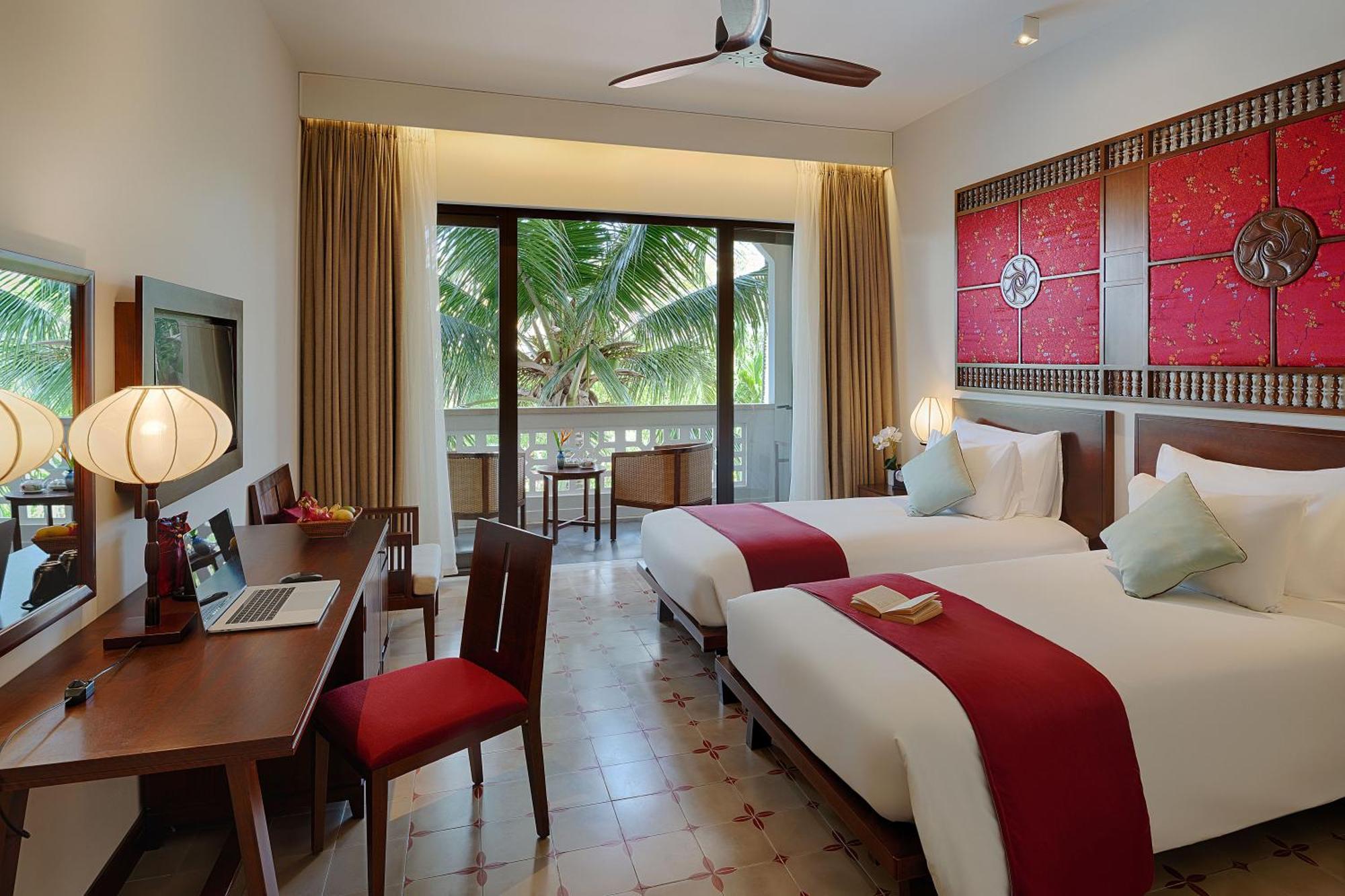 सहारा Rivertown & Hoi An