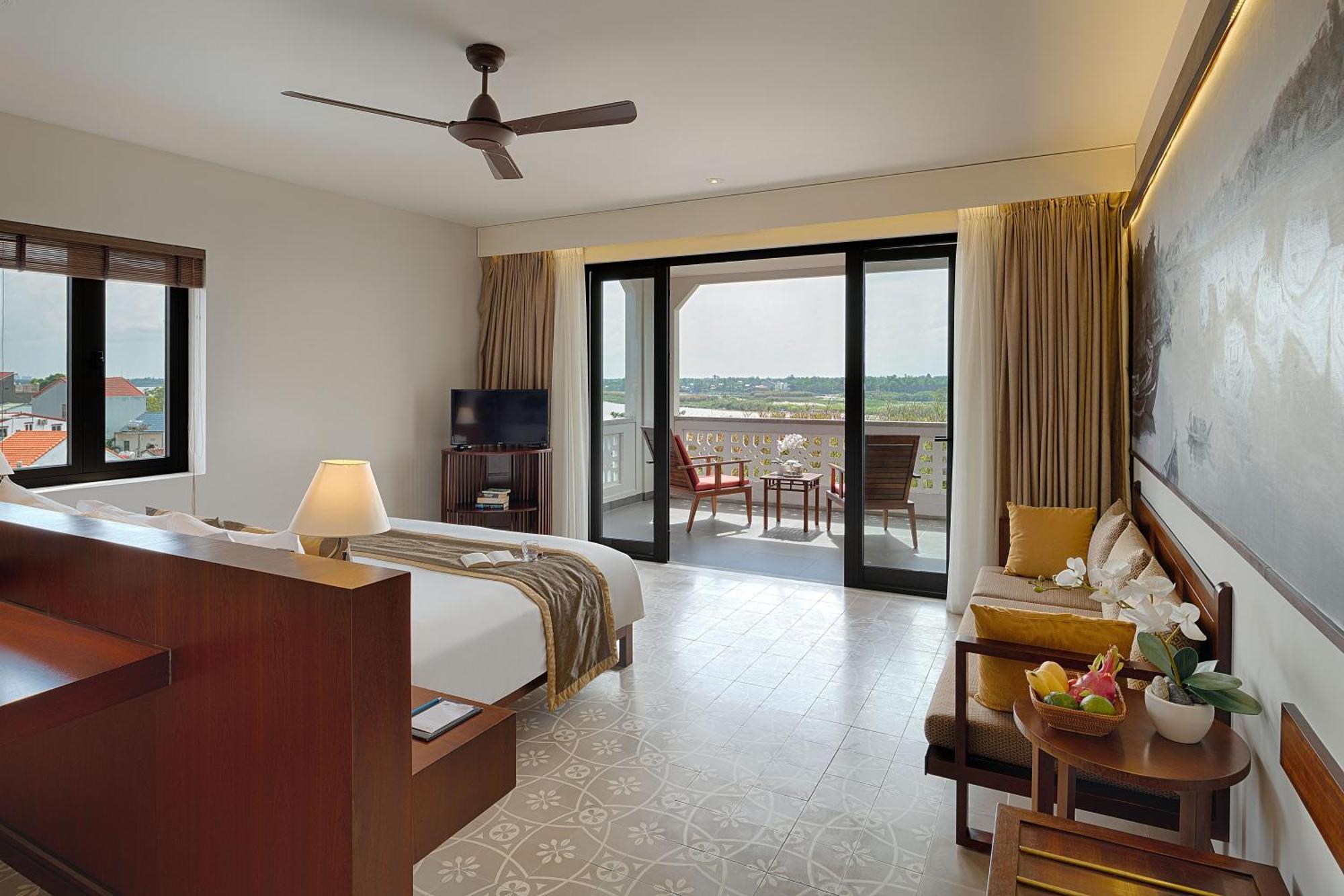 Rivertown & सहारा Hoi An