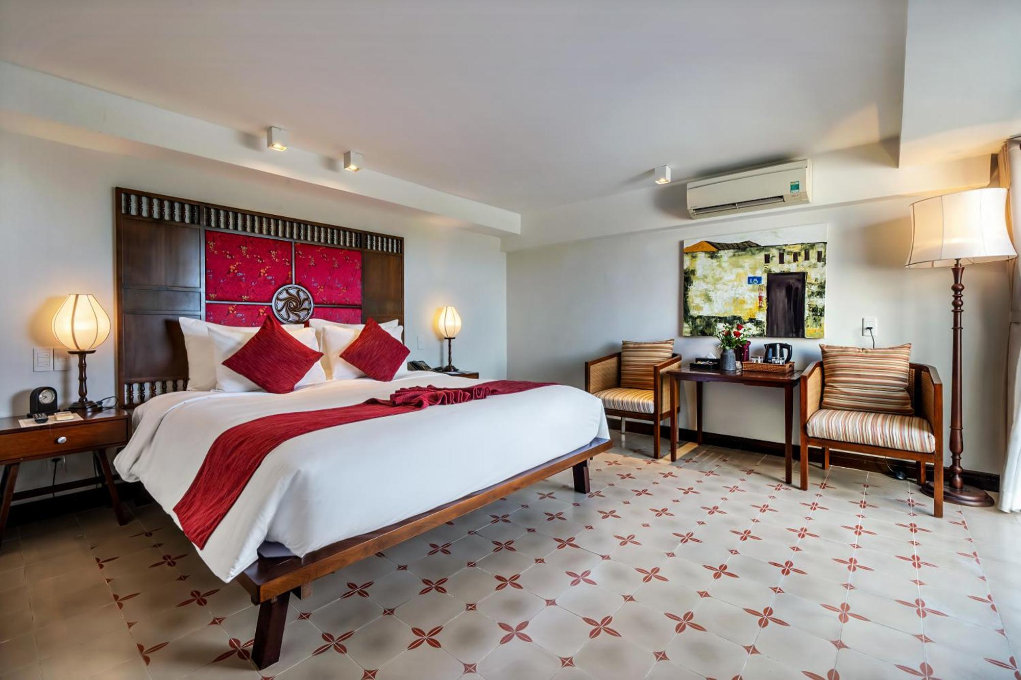 Rivertown & 5* Hội An